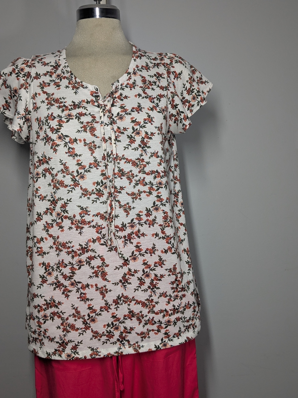 Tied-Neck Flutter Sleeve Blouse - White with Rust Floral